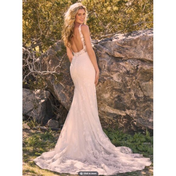 Lillian West Low Back Fit and Flare Lace Wedding Dress in Size 10 - Picture 2 of 10